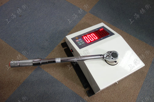 扭力扳手檢定儀