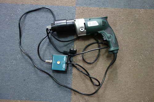 電動定扭力扳手