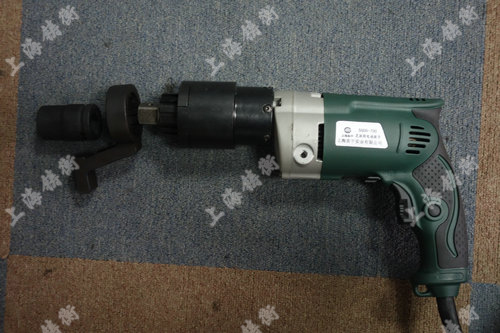 定扭力電動扳手