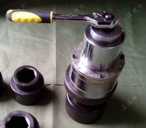 力矩扳手放大工具