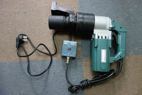 電動定扭矩力扳手