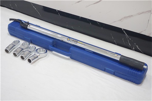 60N.m可調(diào)節(jié)顯示扭矩插電式電動(dòng)扭力扳手