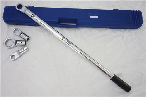 工廠用無線傳輸螺栓擰緊扭力100N.m電動扳手圖片