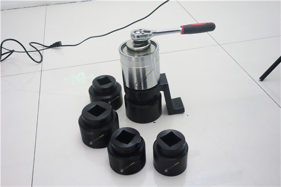 工程機械螺栓預緊5500n.m加力扳手 機械件螺栓拆拆卸扳手扭力矩倍增器