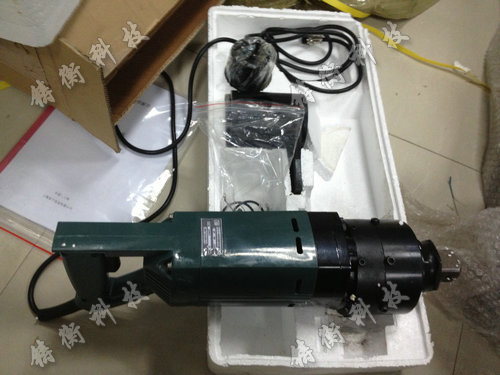 扭剪型電動扳手